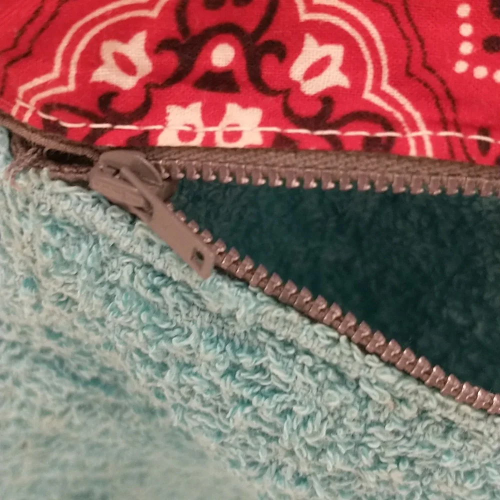 Wild 50s Beach Towel Calico Nymph On Aqua Terry Pockets 1 Zip w Tag Unused 66x36